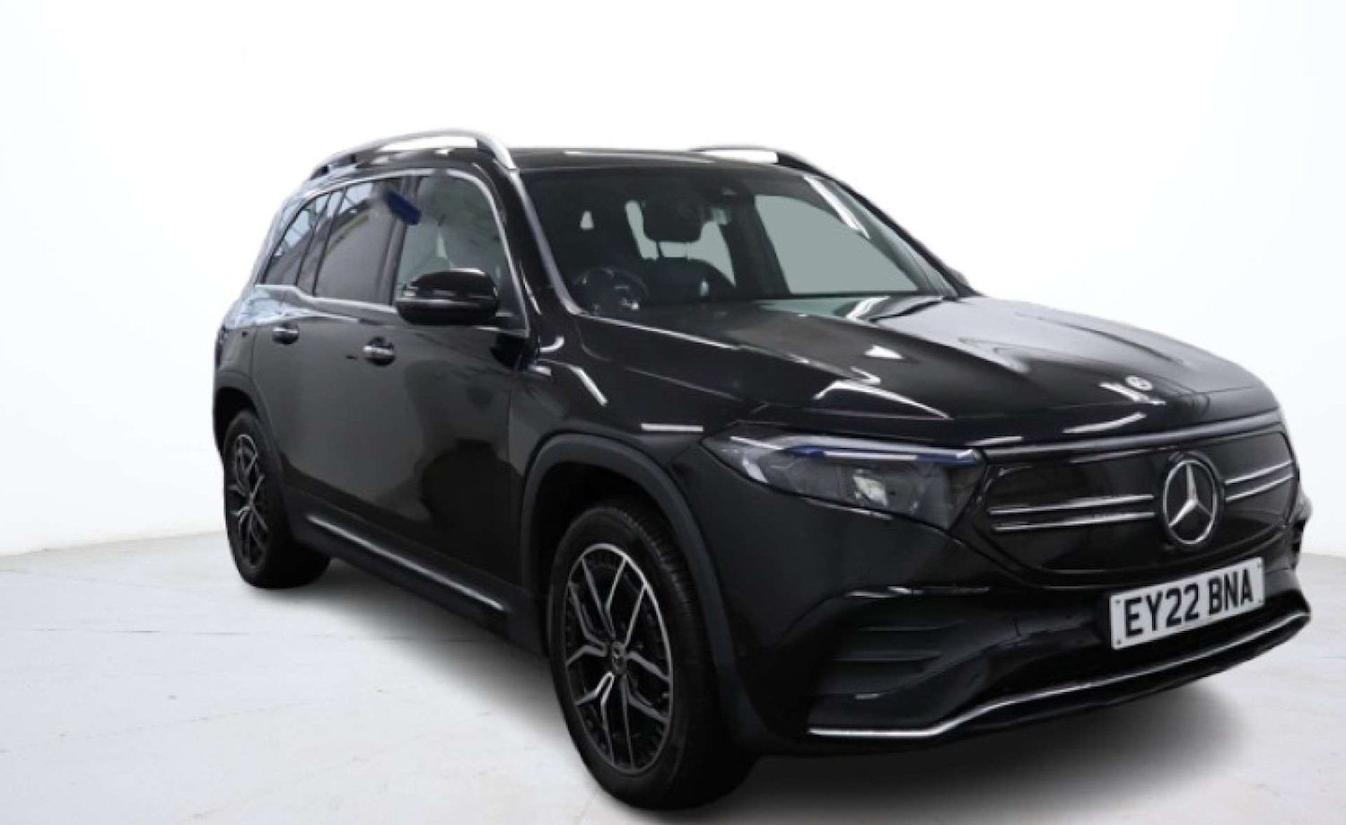 Used Mercedes-Benz EQB 2022 for sale - 76045330: Photo 1
