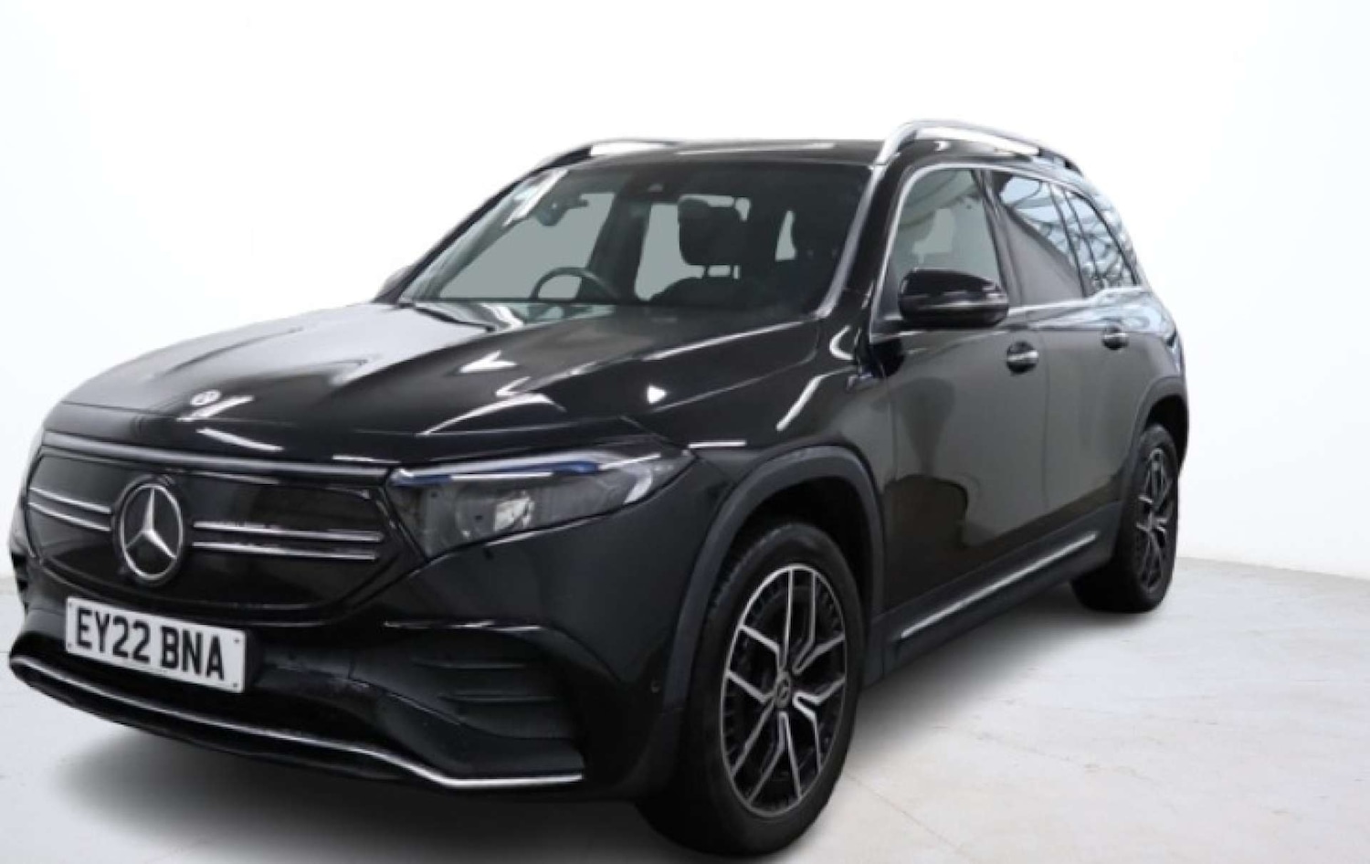 Used Mercedes-Benz EQB 2022 for sale - 76045330: Photo 5