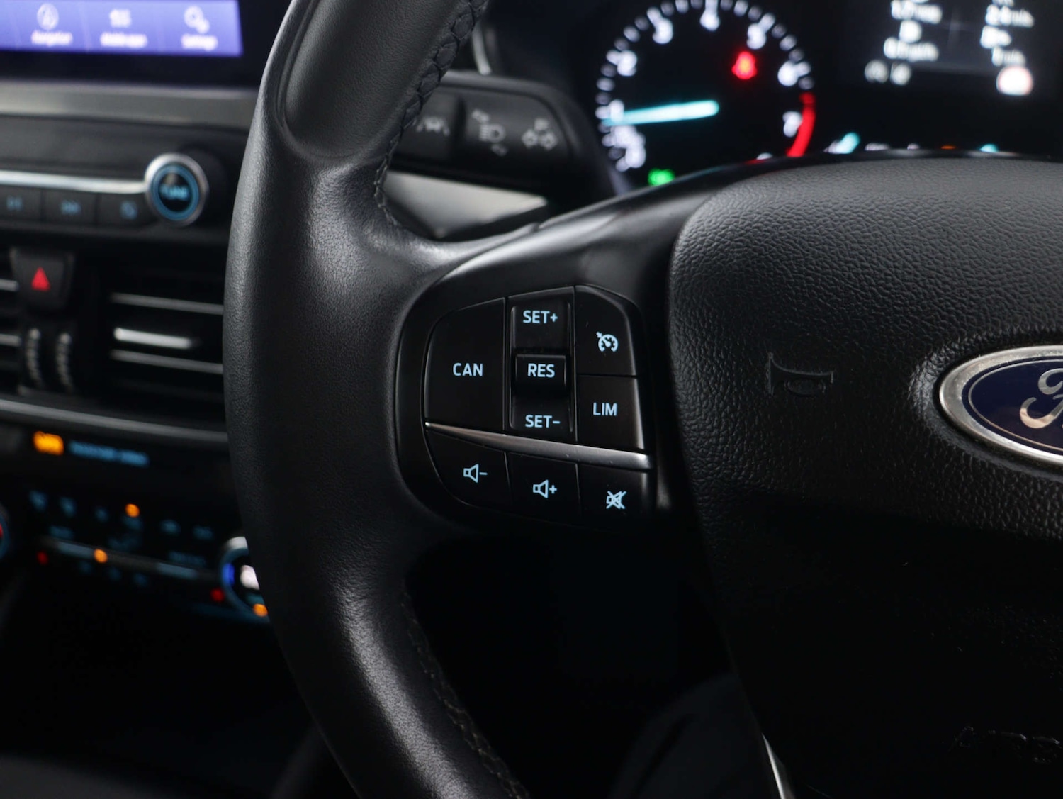 Used Ford Focus 2020 for sale - 75893693: Photo 31