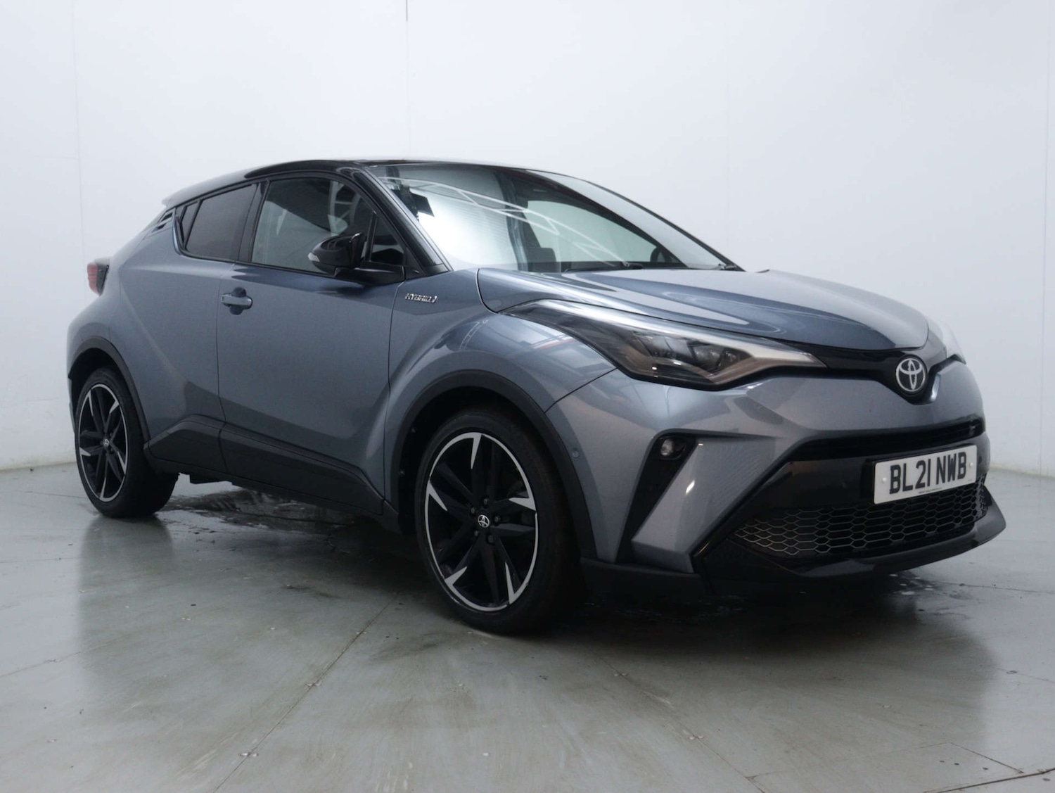 Used Toyota C-HR 2021 for sale - 76829715: Photo 1