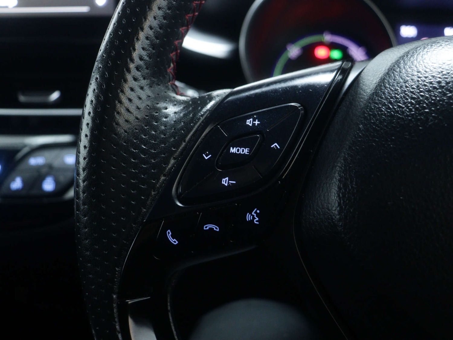 Used Toyota C-HR 2021 for sale - 76829715: Photo 36