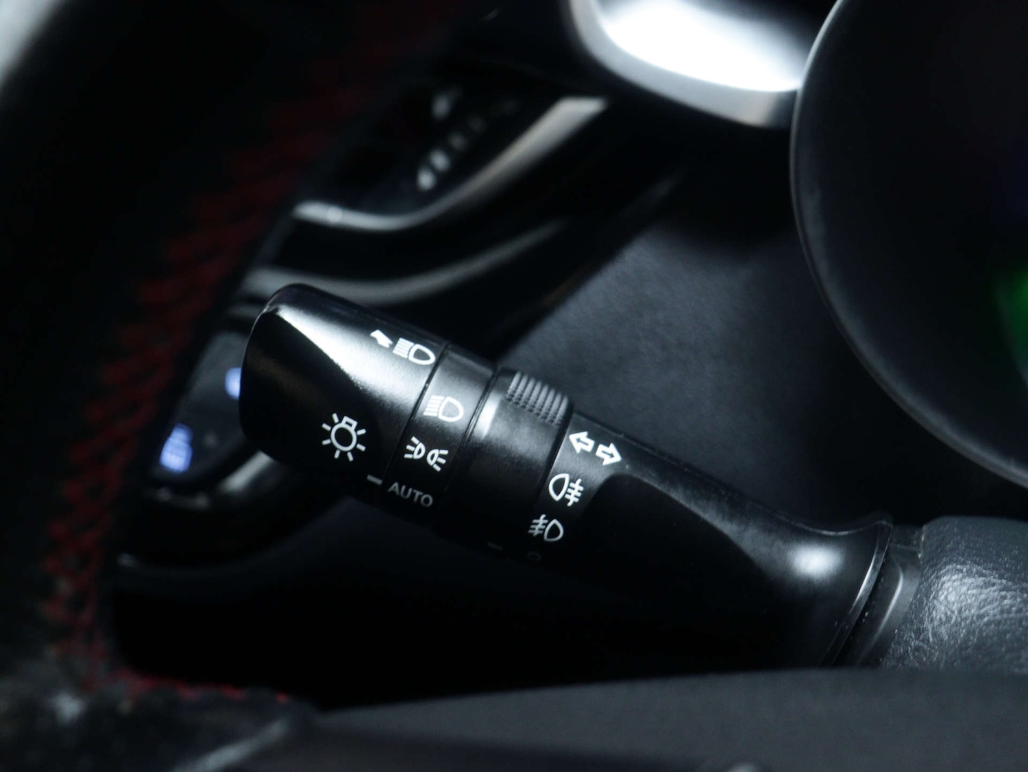 Used Toyota C-HR 2021 for sale - 76829715: Photo 38