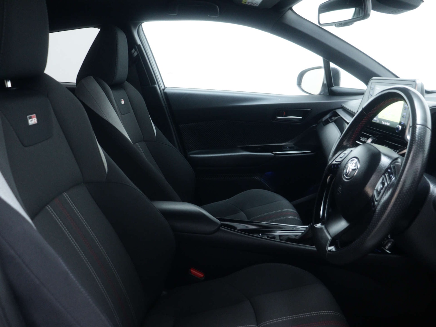 Used Toyota C-HR 2021 for sale - 76829715: Photo 43