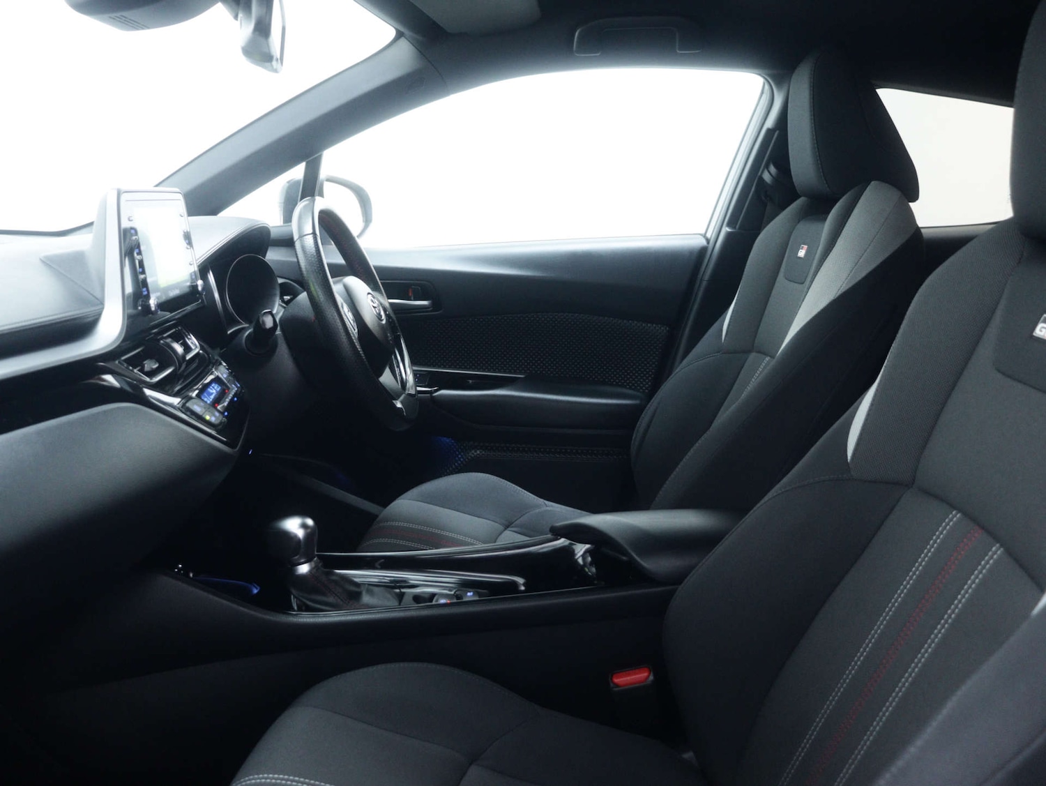 Used Toyota C-HR 2021 for sale - 76829715: Photo 46