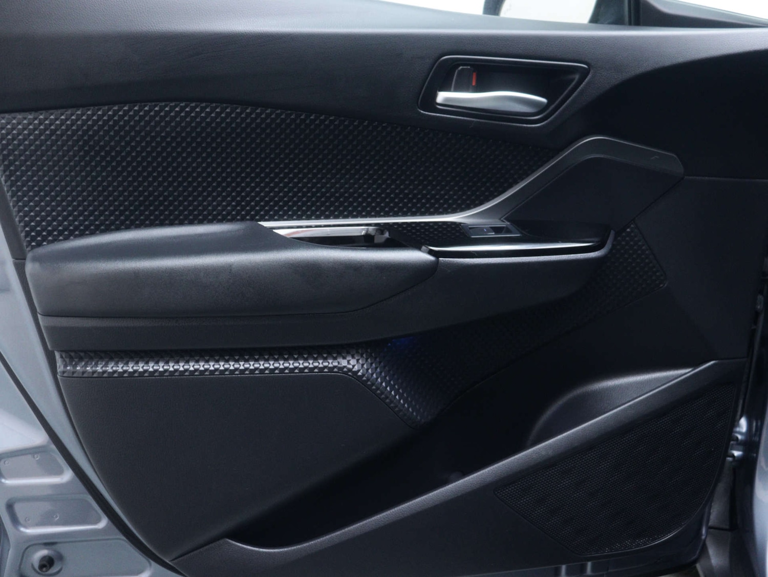 Used Toyota C-HR 2021 for sale - 76829715: Photo 48