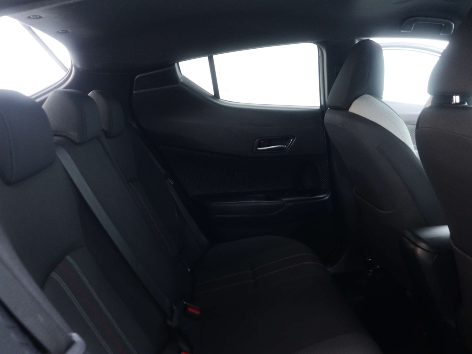 Used Toyota C-HR 2021 for sale - 76829715: Photo 50