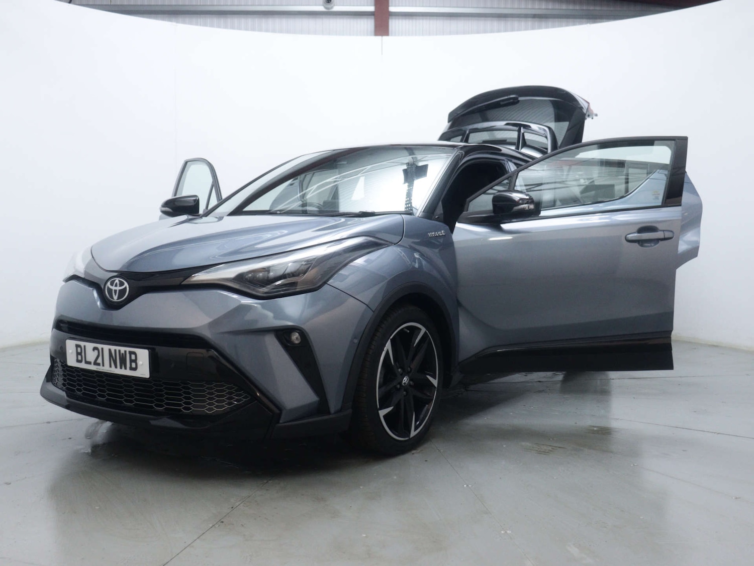 Used Toyota C-HR 2021 for sale - 76829715: Photo 54