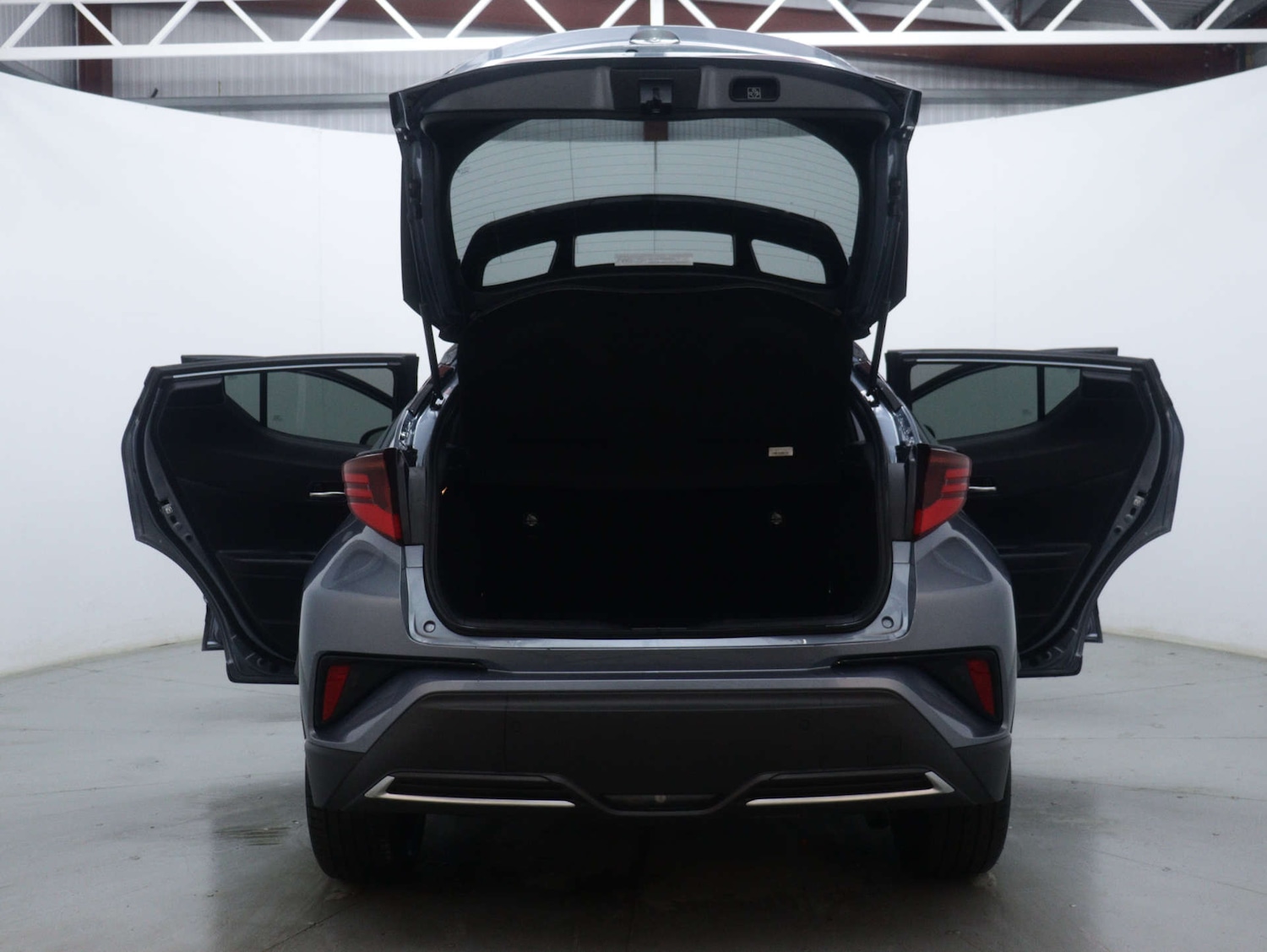 Used Toyota C-HR 2021 for sale - 76829715: Photo 57