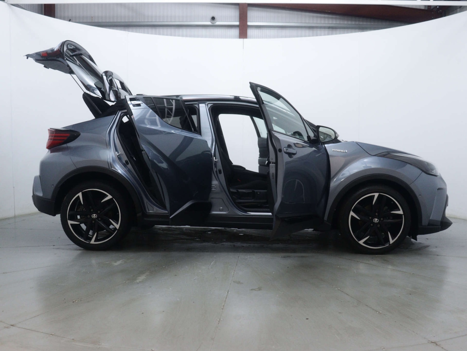 Used Toyota C-HR 2021 for sale - 76829715: Photo 59