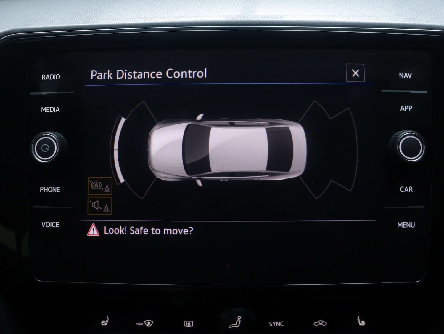 Used Volkswagen Passat 2022 for sale - 76735828: Photo 32