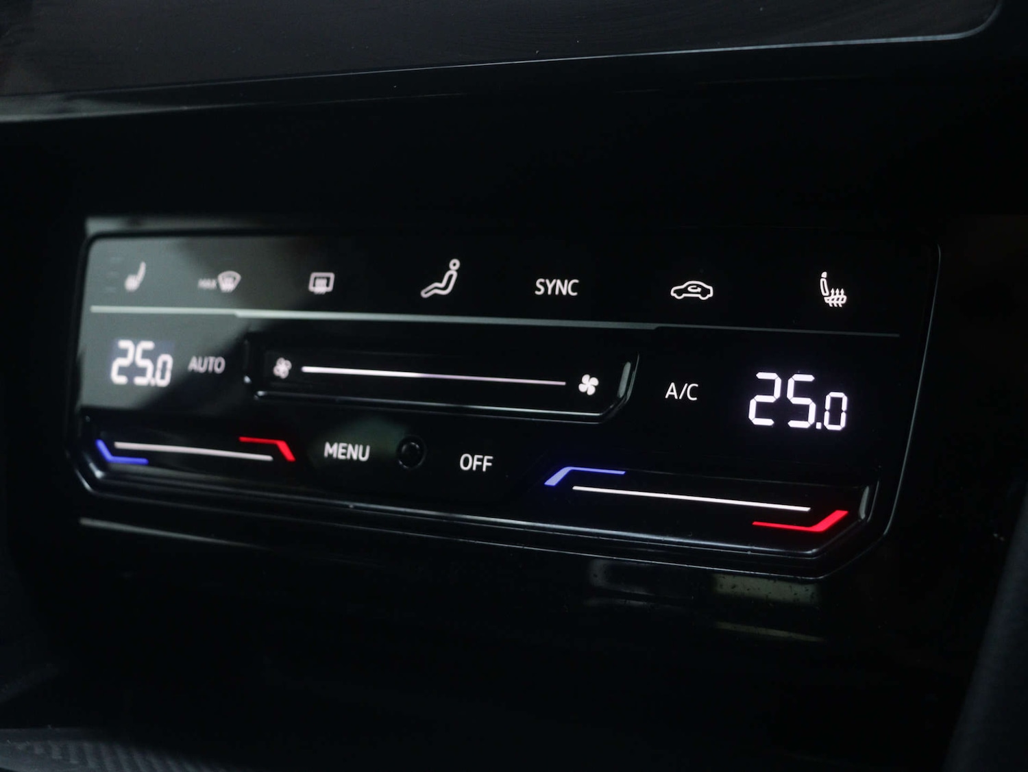 Used Volkswagen Passat 2022 for sale - 76735828: Photo 33