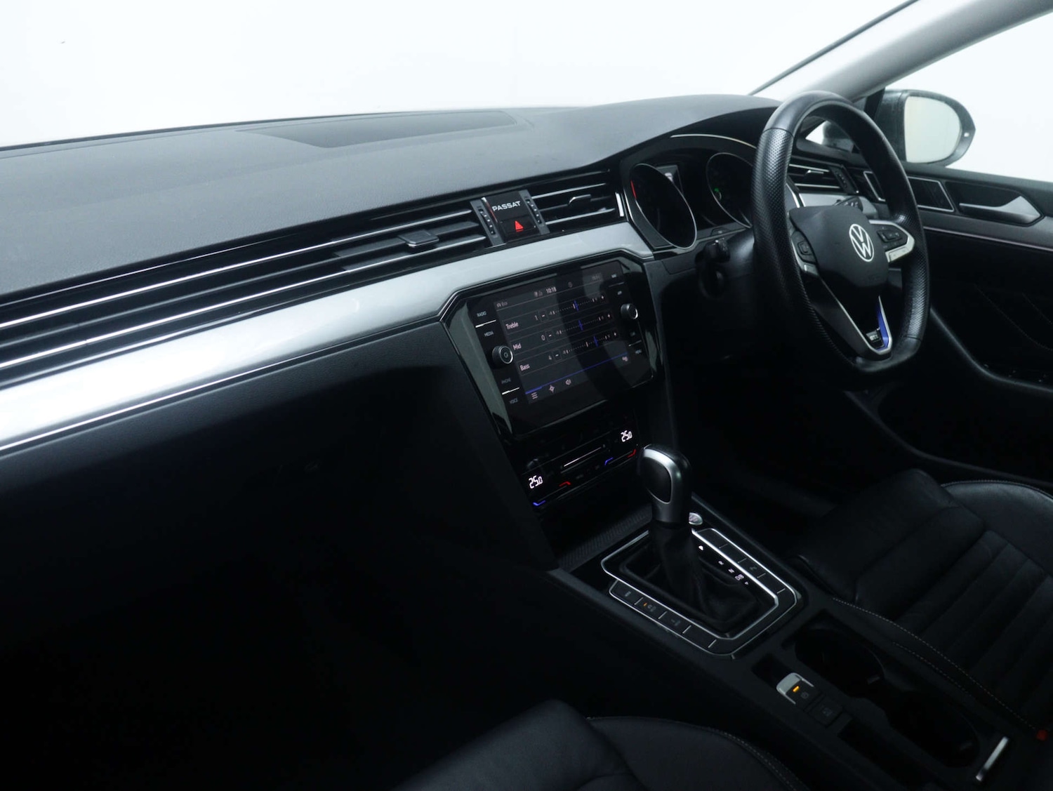 Used Volkswagen Passat 2022 for sale - 76735828: Photo 47