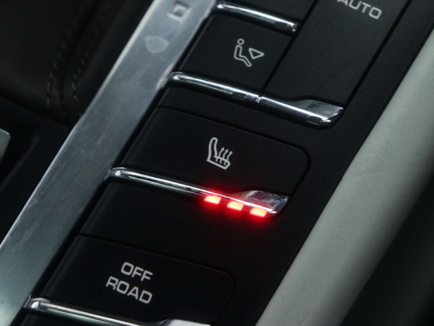 Used Porsche Macan 2016 for sale - 77523199: Photo 37