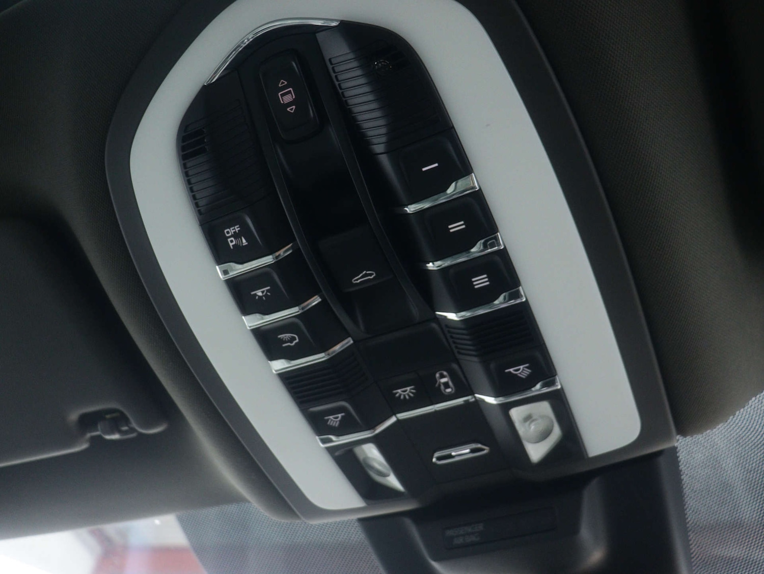 Used Porsche Macan 2016 for sale - 77523199: Photo 40