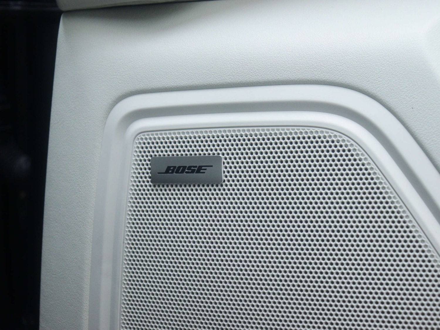 Used Porsche Macan 2016 for sale - 77523199: Photo 48