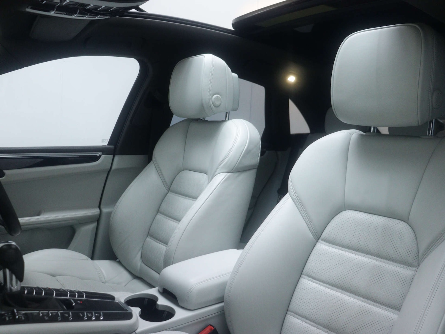 Used Porsche Macan 2016 for sale - 77523199: Photo 58