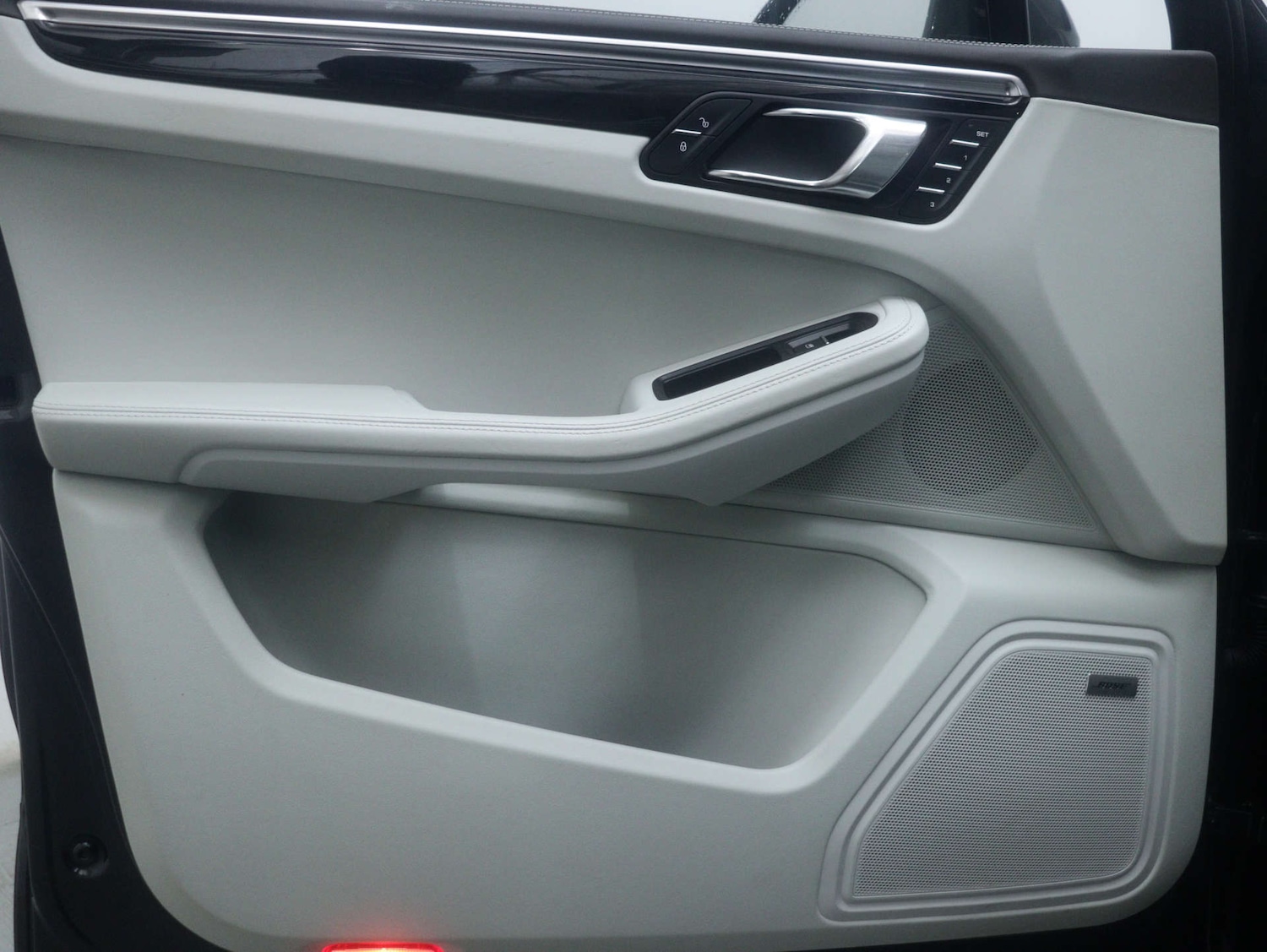 Used Porsche Macan 2016 for sale - 77523199: Photo 59