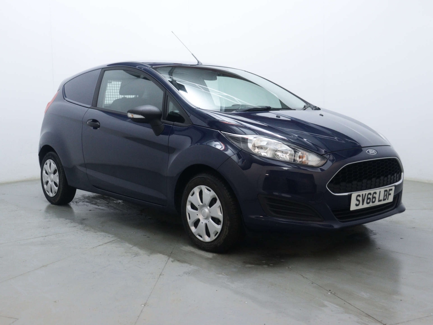 Used Ford Fiesta 2016 for sale - 76894427: Photo 1