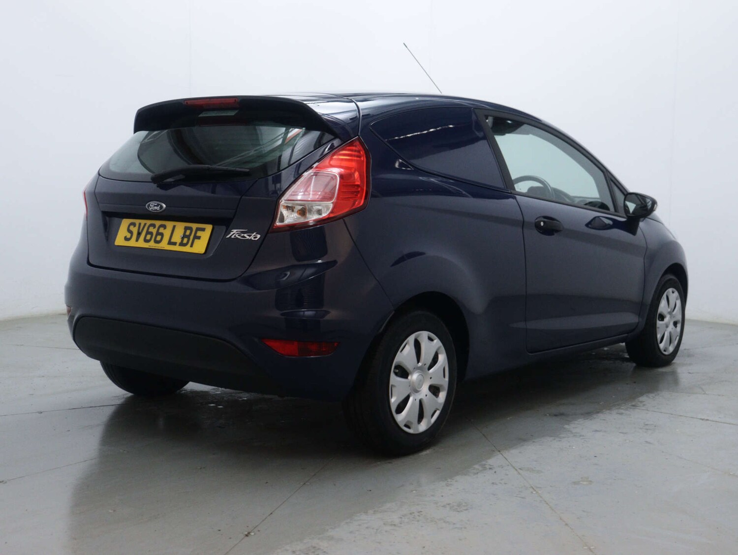 Used Ford Fiesta 2016 for sale - 76894427: Photo 11