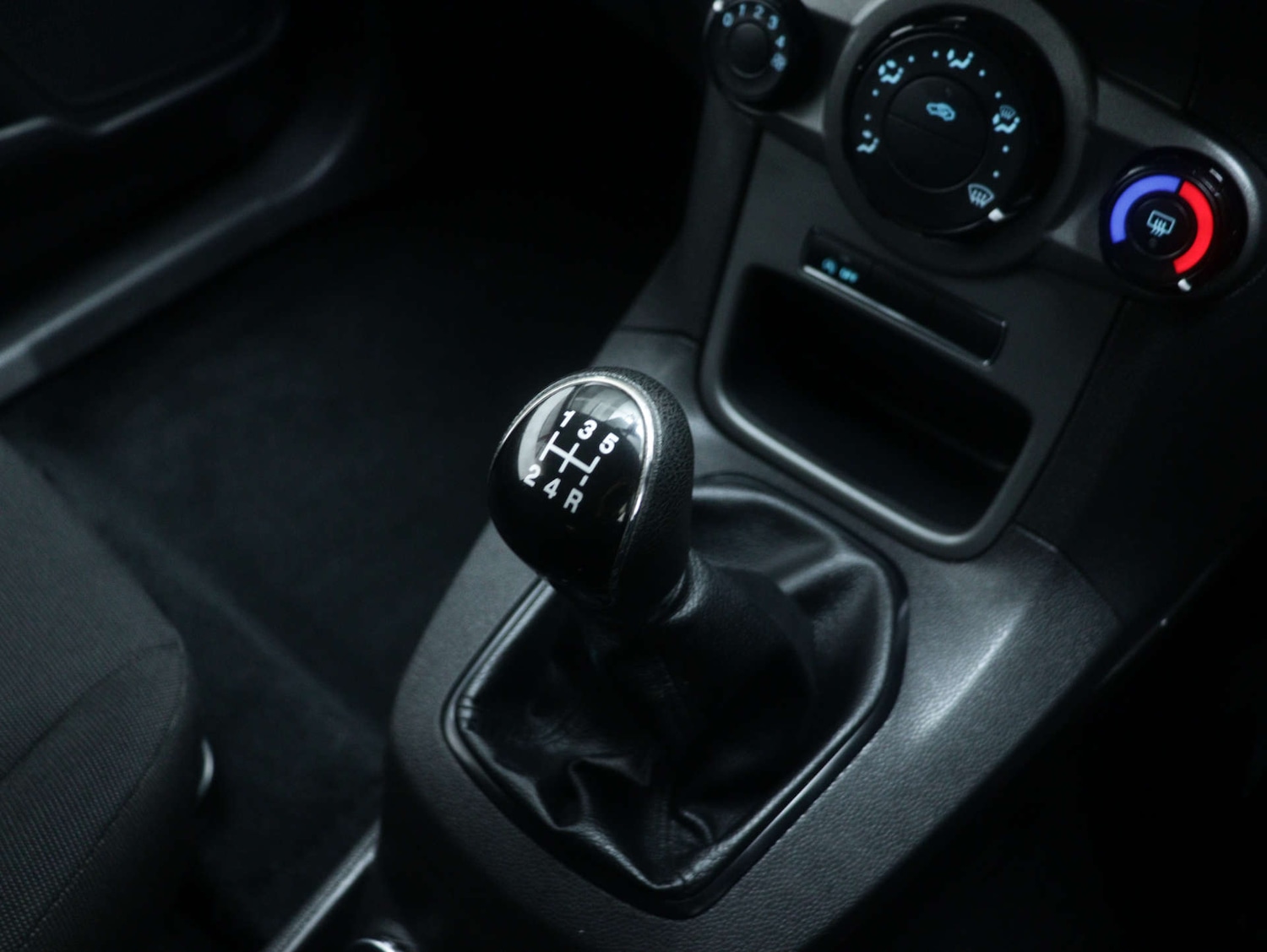 Used Ford Fiesta 2016 for sale - 76894427: Photo 25