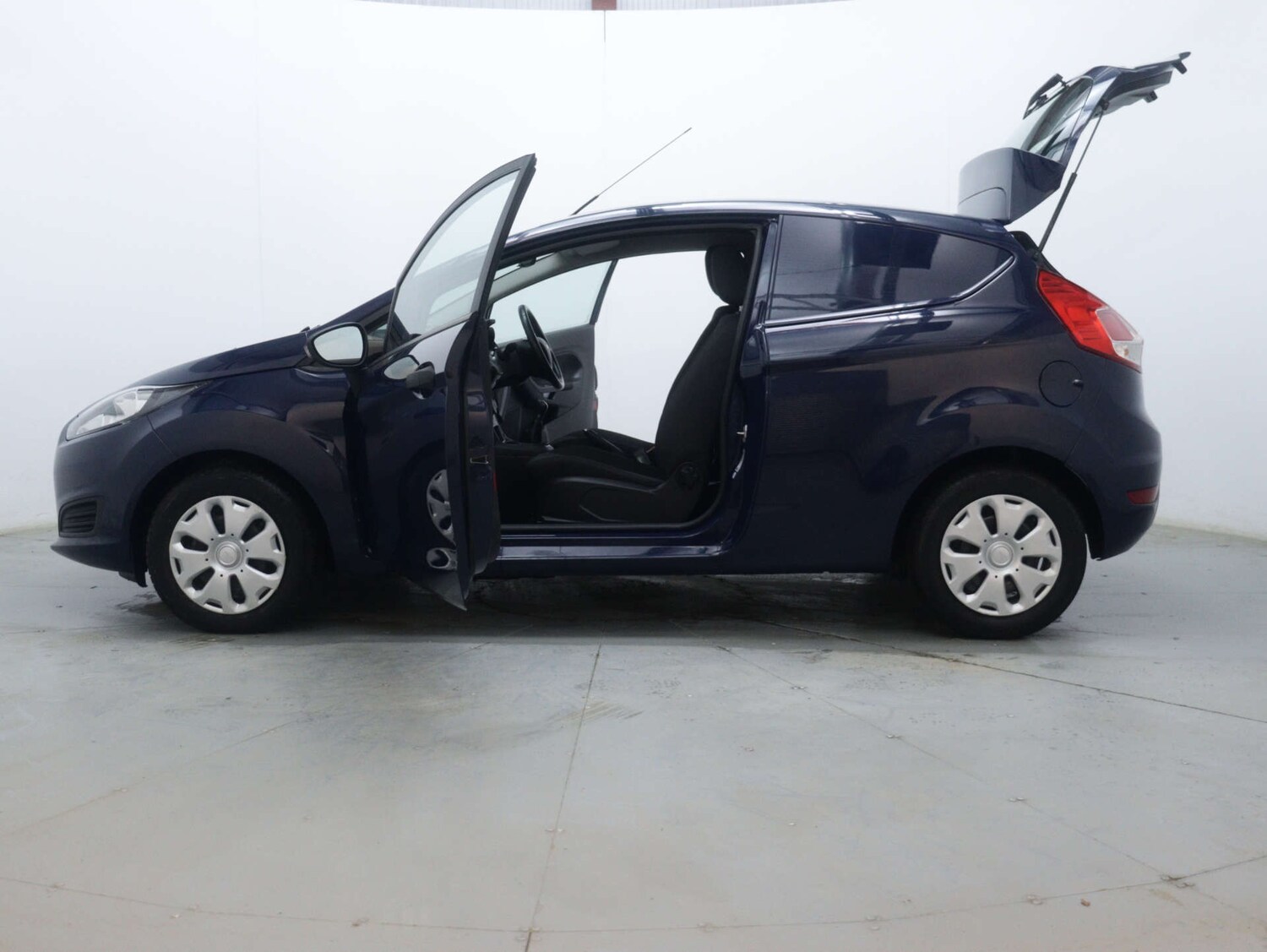 Used Ford Fiesta 2016 for sale - 76894427: Photo 45