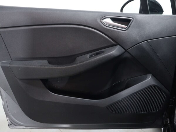Used Renault Clio 2023 for sale - 75391527: Photo 44