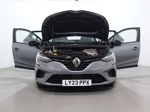Used Renault Clio 2023 for sale - 75391527: Photo 51