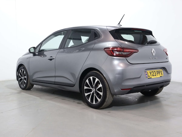 Used Renault Clio 2023 for sale - 75391527: Photo 8