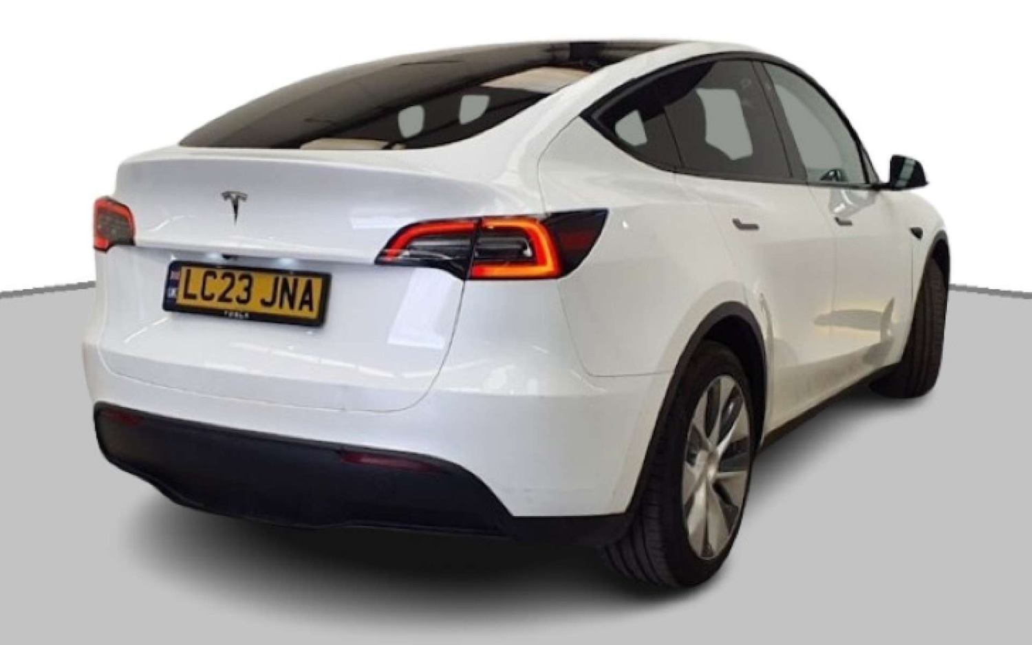 Used Tesla Model Y 2023 for sale - 76037431: Photo 6