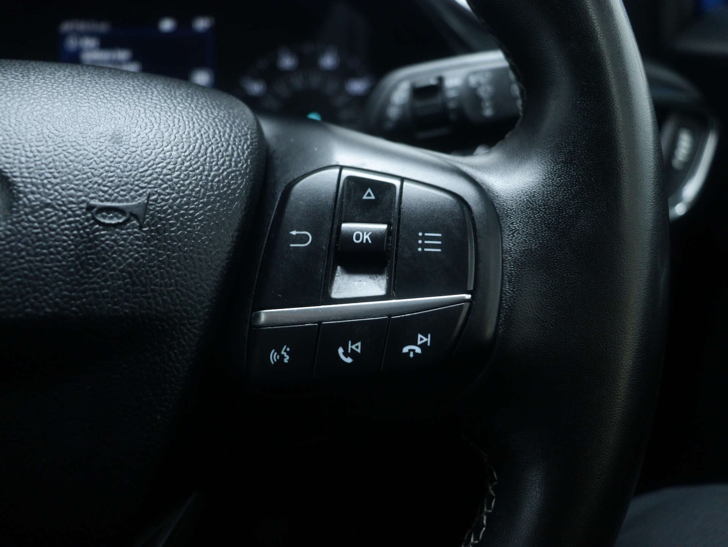 Used Ford Puma 2023 for sale - 76948239: Photo 30