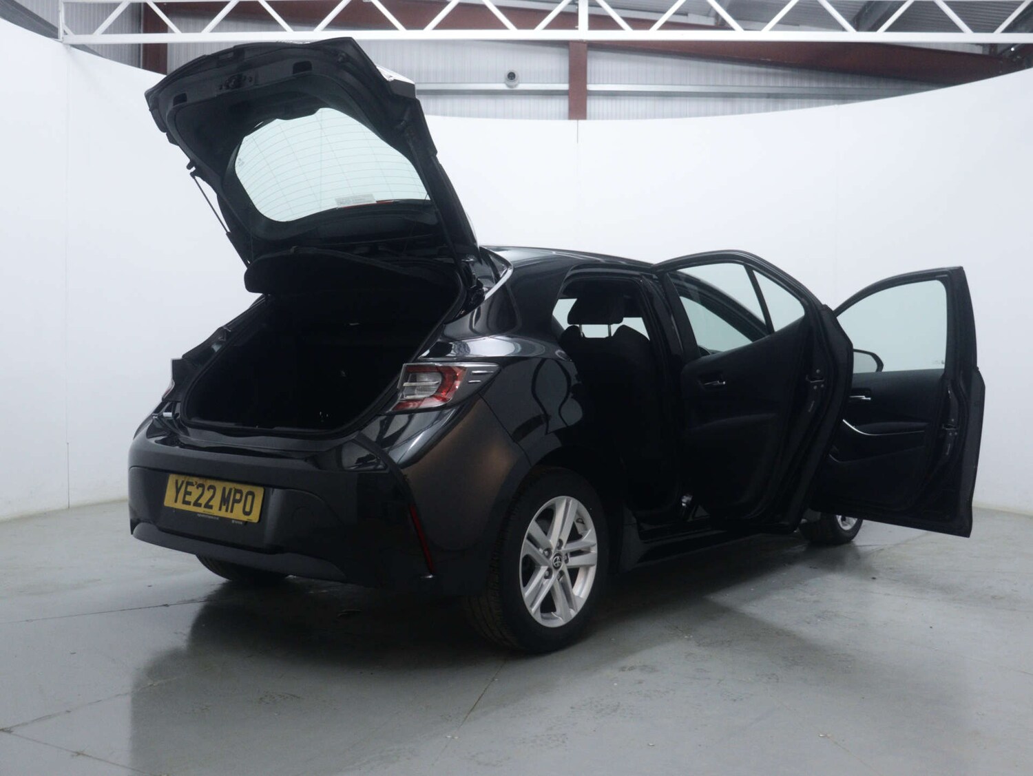 Used Toyota Corolla 2022 for sale - 76894435: Photo 57