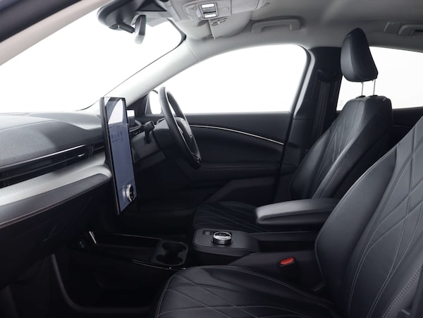 Used Ford Mustang Mach-E 2023 for sale - 75701487: Photo 45