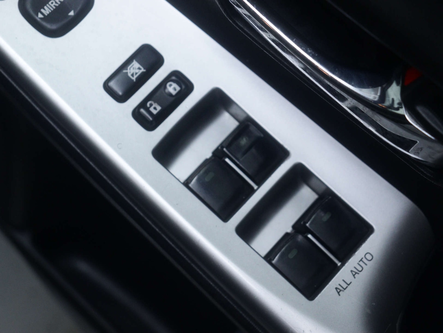 Used Toyota Prius+ 2020 for sale - 77353611: Photo 29