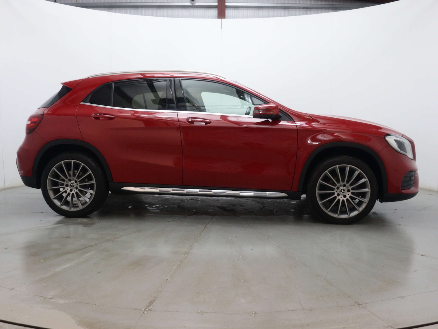 Used Mercedes-Benz GLA 2020 for sale - 76640029: Photo 11