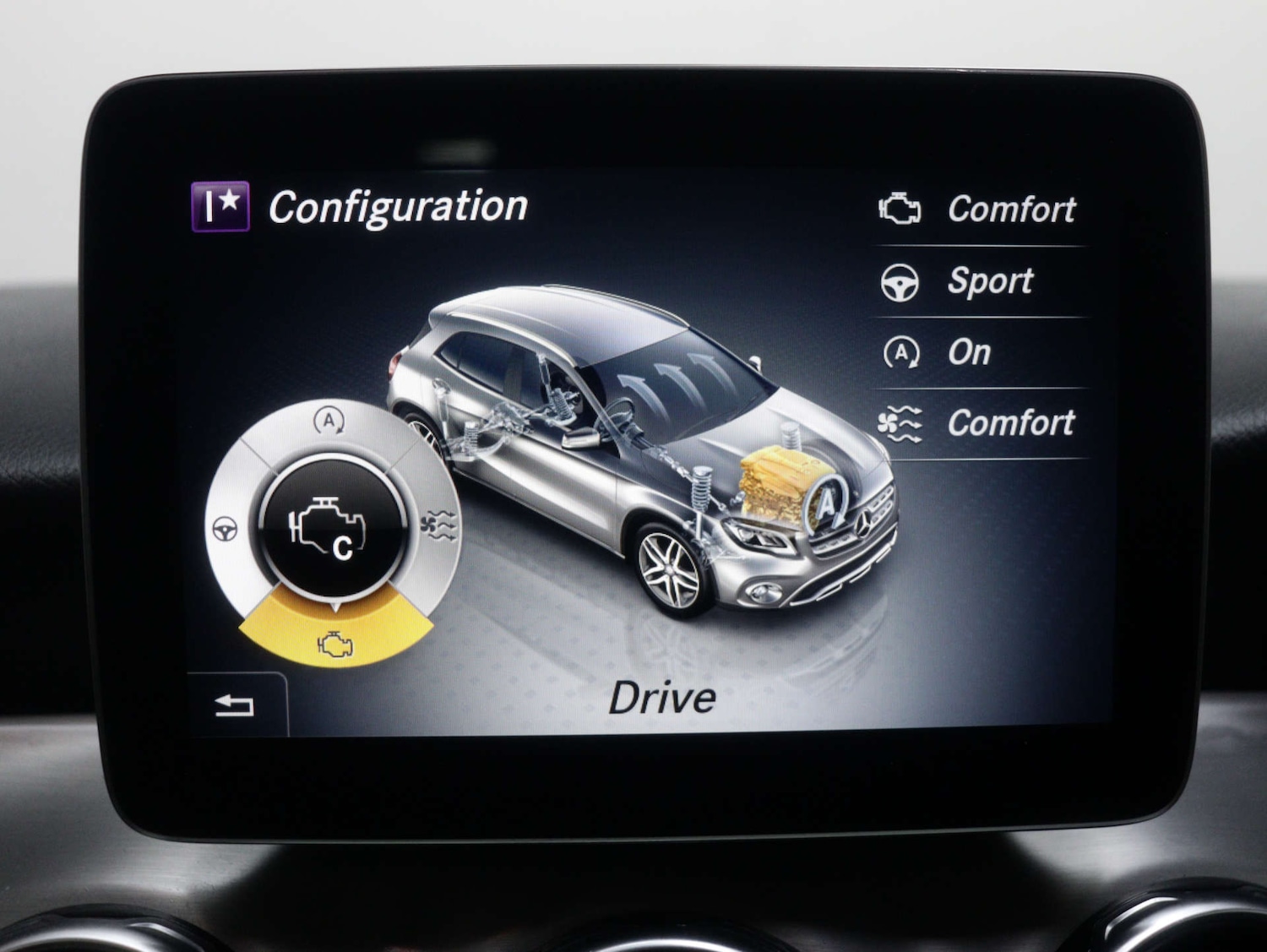 Used Mercedes-Benz GLA 2020 for sale - 76640029: Photo 25