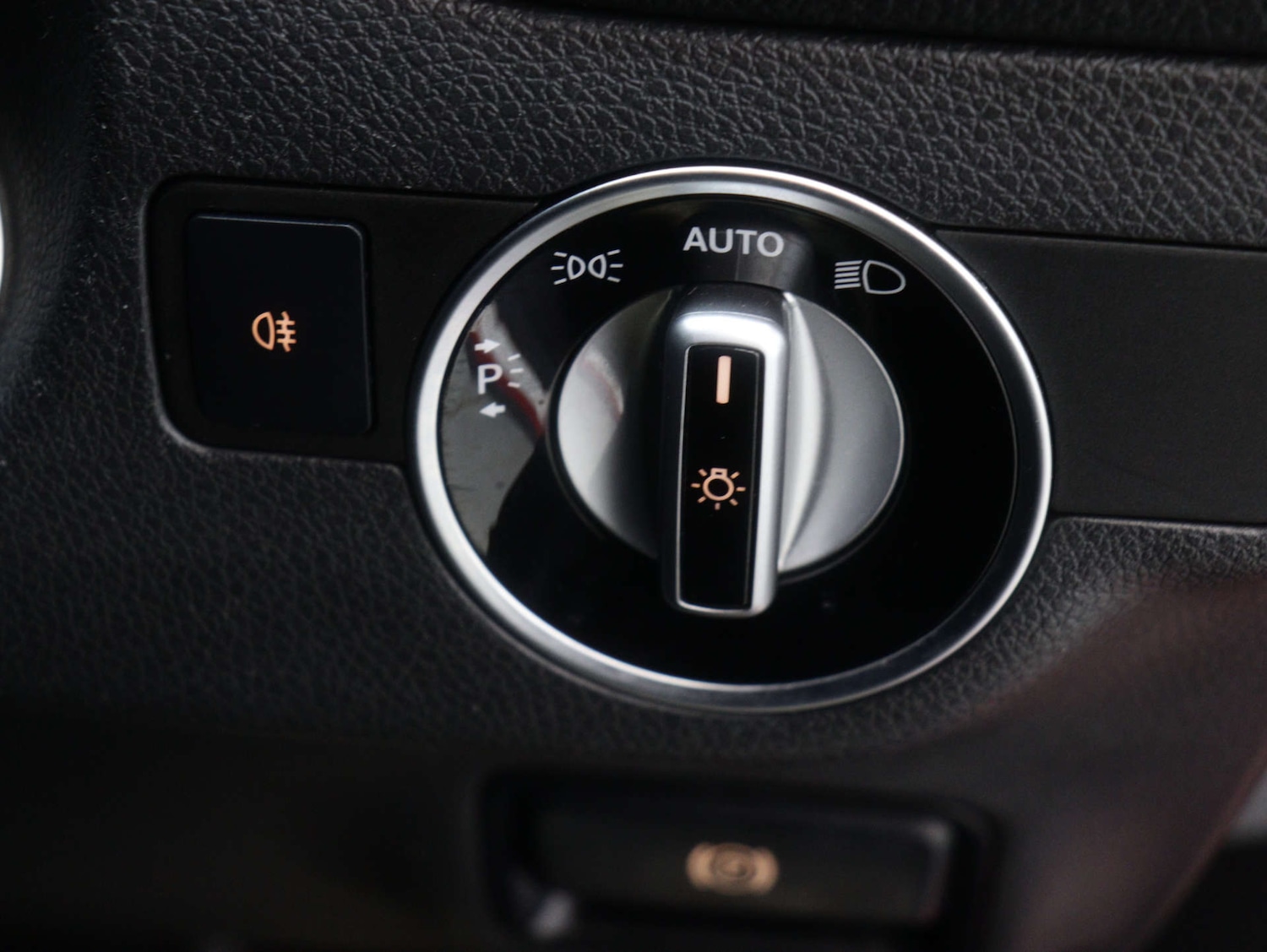 Used Mercedes-Benz GLA 2020 for sale - 76640029: Photo 37