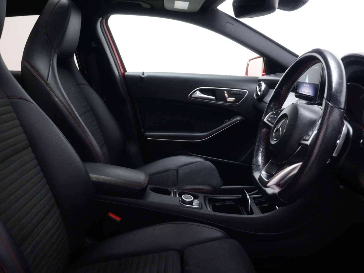 Used Mercedes-Benz GLA 2020 for sale - 76640029: Photo 41