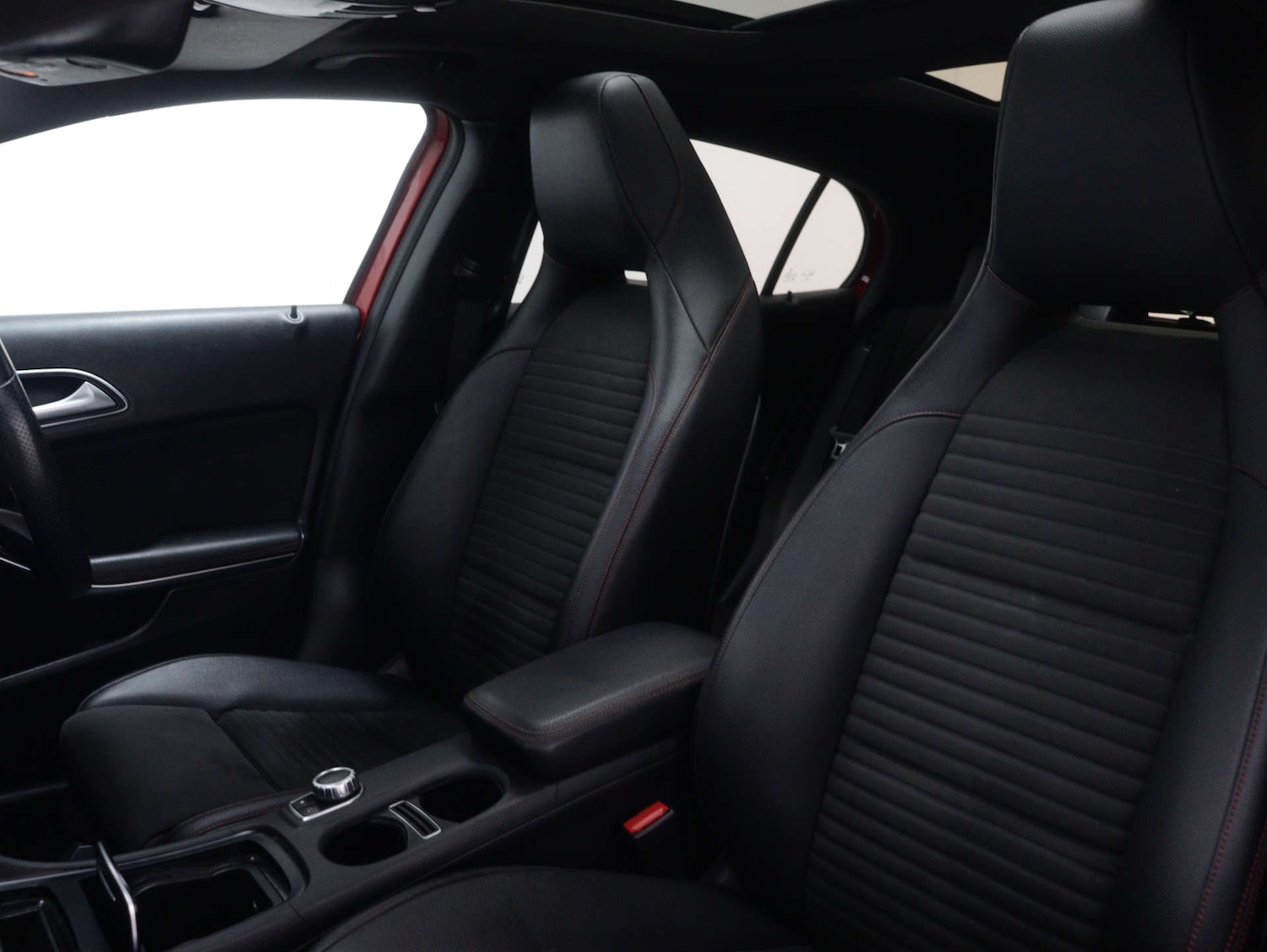 Used Mercedes-Benz GLA 2020 for sale - 76640029: Photo 47