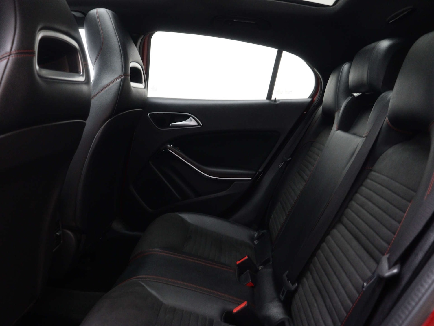 Used Mercedes-Benz GLA 2020 for sale - 76640029: Photo 51