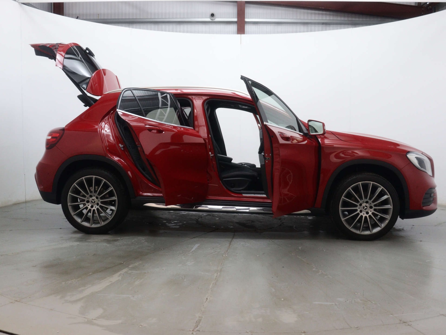 Used Mercedes-Benz GLA 2020 for sale - 76640029: Photo 61