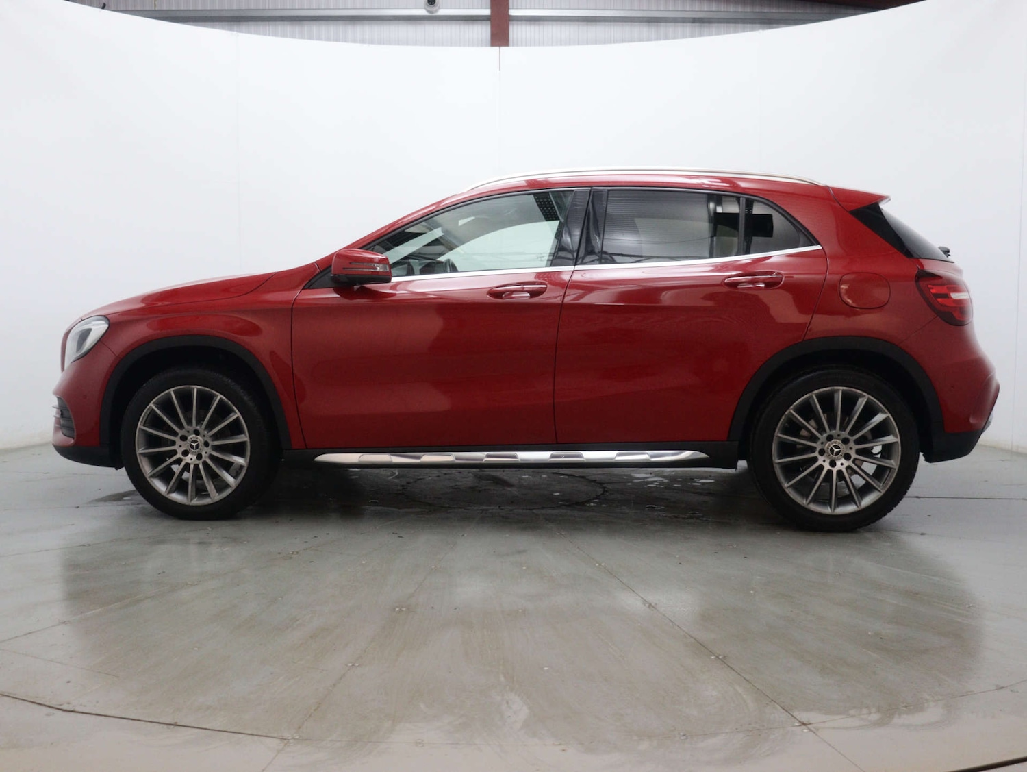 Used Mercedes-Benz GLA 2020 for sale - 76640029: Photo 7