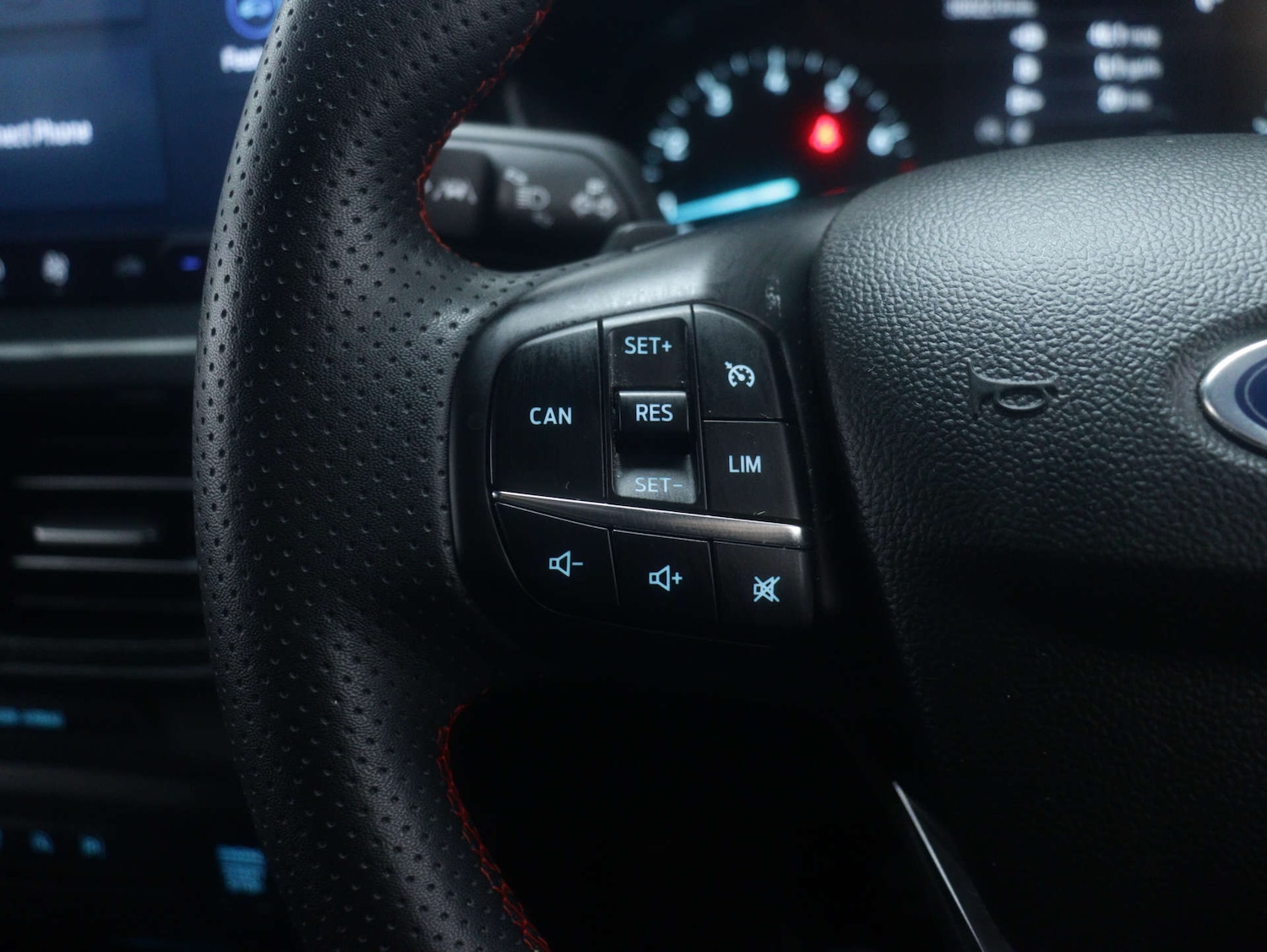 Used Ford Focus 2023 for sale - 77326085: Photo 34