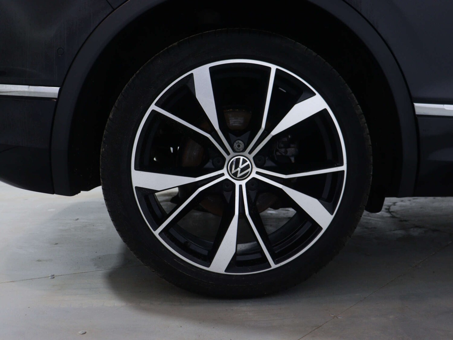 Used Volkswagen Tiguan 2020 for sale - 75760917: Photo 13