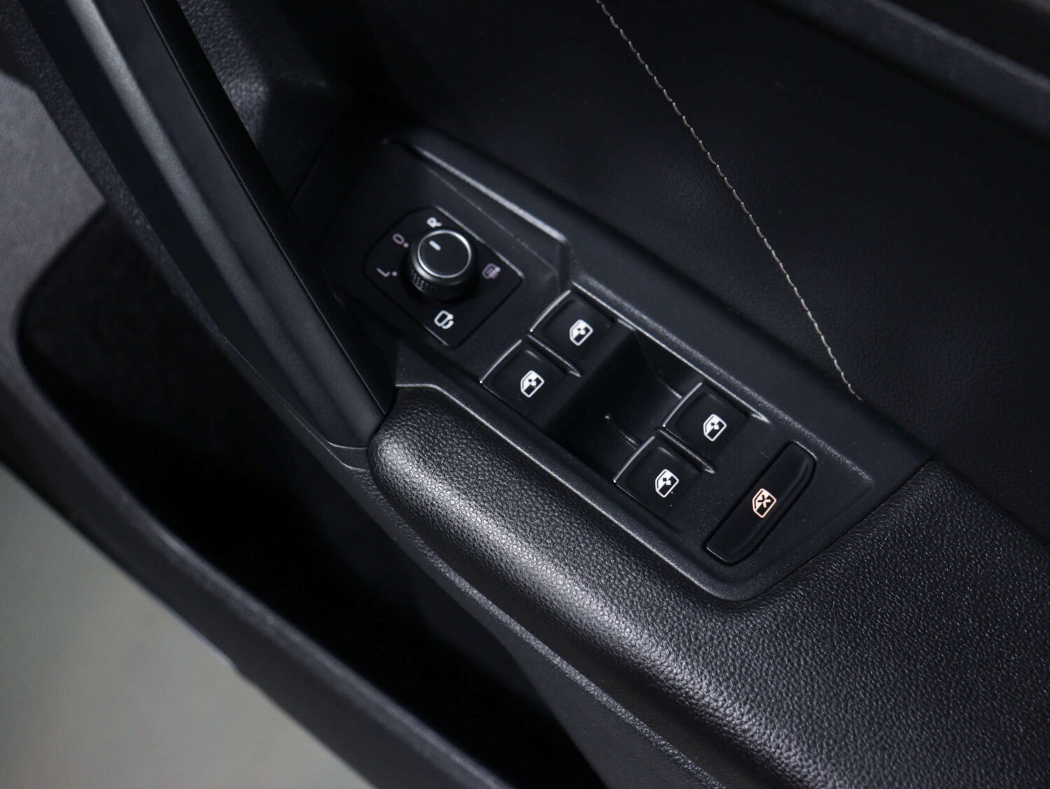 Used Volkswagen Tiguan 2020 for sale - 75760917: Photo 40