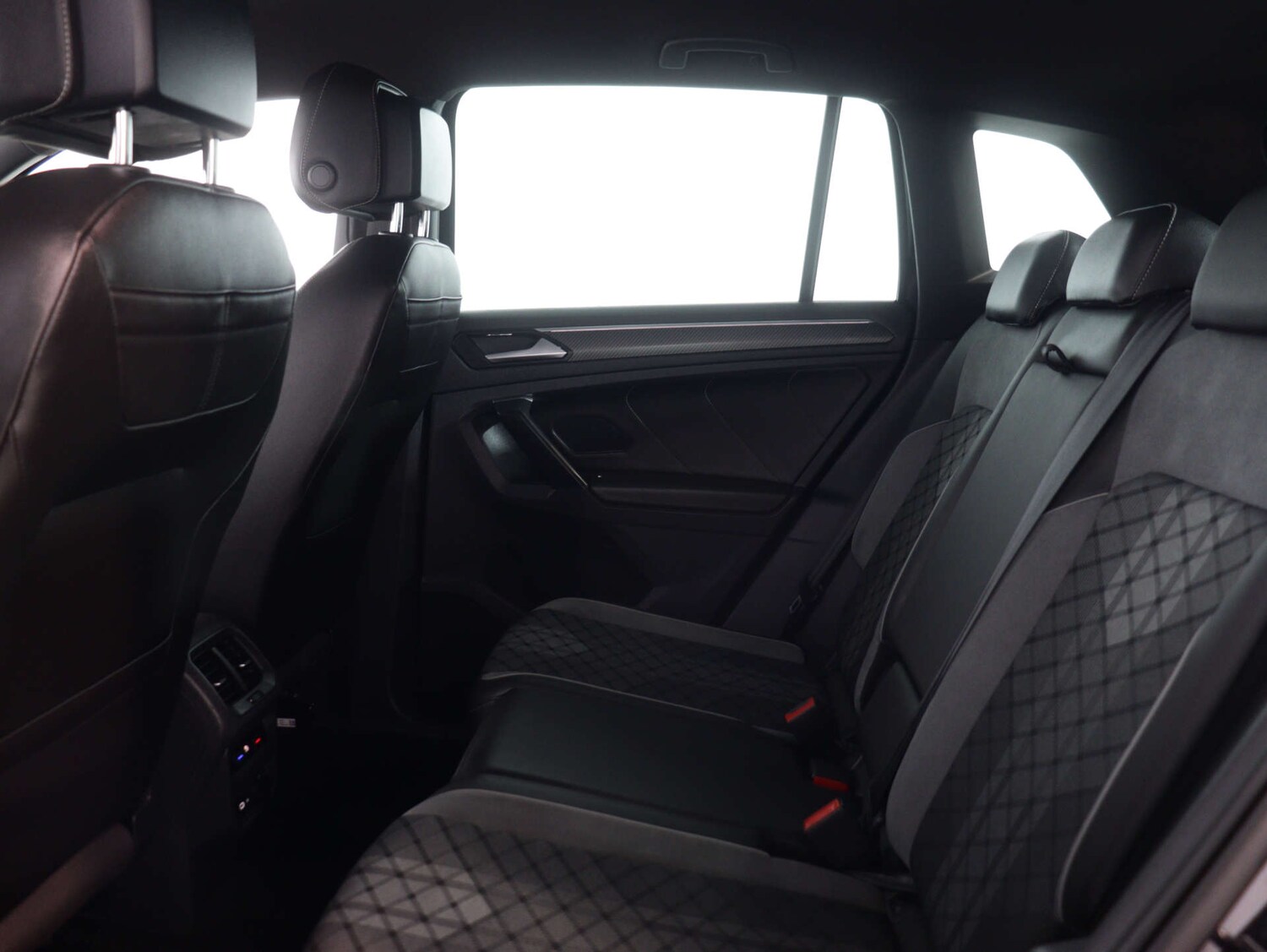 Used Volkswagen Tiguan 2020 for sale - 75760917: Photo 49