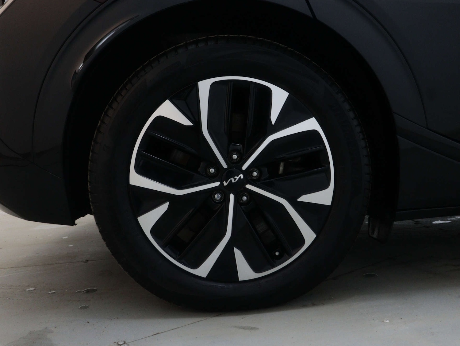 Used Kia EV6 2023 for sale - 76576489: Photo 13