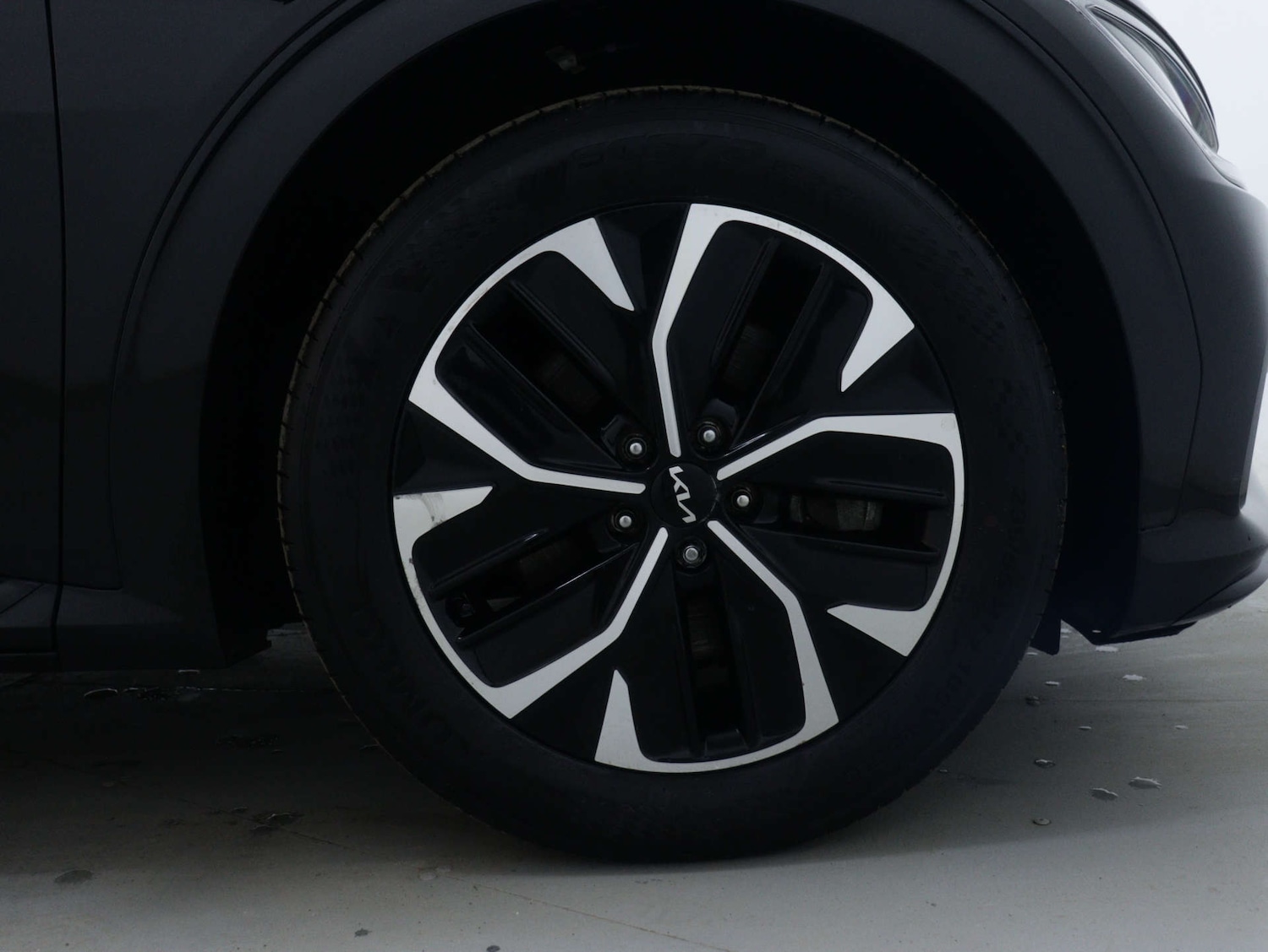 Used Kia EV6 2023 for sale - 76576489: Photo 14