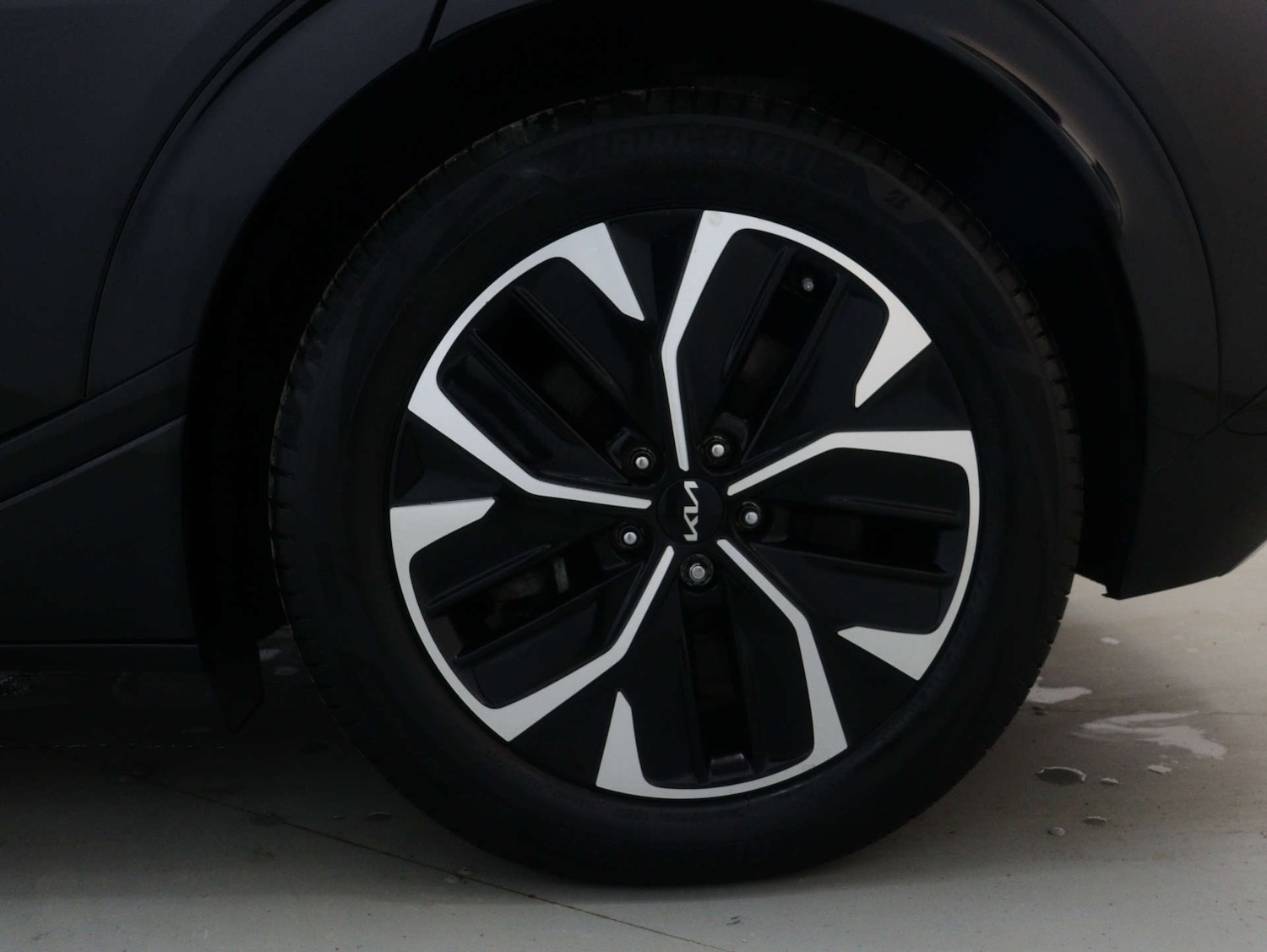 Used Kia EV6 2023 for sale - 76576489: Photo 16