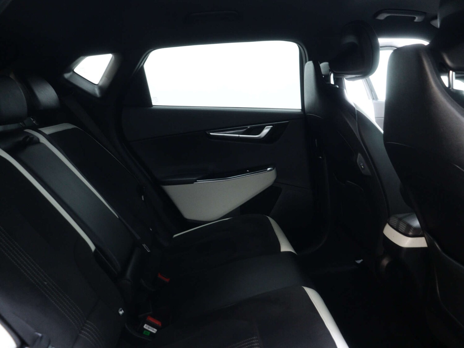 Used Kia EV6 2023 for sale - 76576489: Photo 54