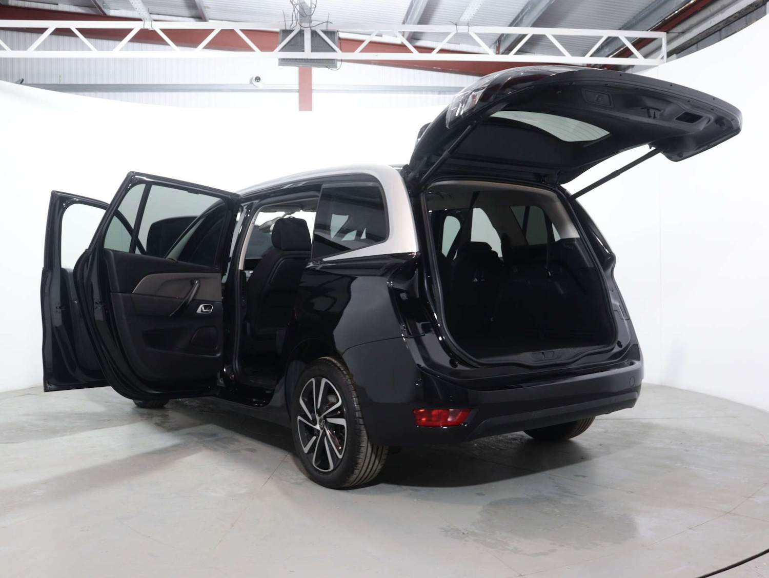 Used Citroen C4 2022 for sale - 75594530: Photo 50